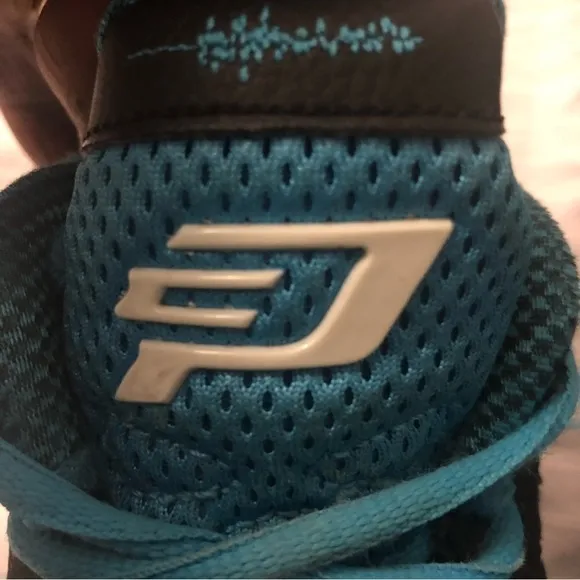 Jordan CP3.VII Dark Powder Blue Grade School 616807-008  Boys Size 6.5Y *RARE*