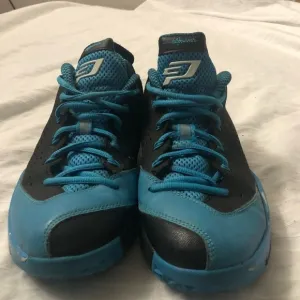Jordan CP3.VII Dark Powder Blue Grade School 616807-008  Boys Size 6.5Y *RARE*