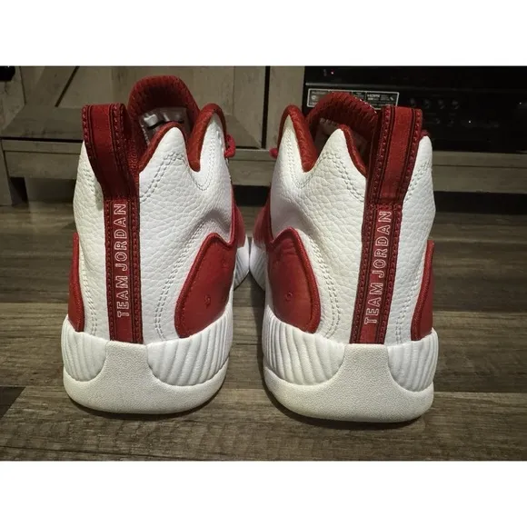Jordan Jumpman Team 2 Men's Size 11 Red White