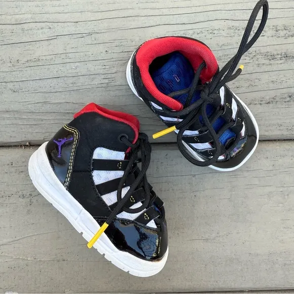 Jordan Max Aura TD Rivals in Black/Court Purple/White infant toddler shoes 4C
