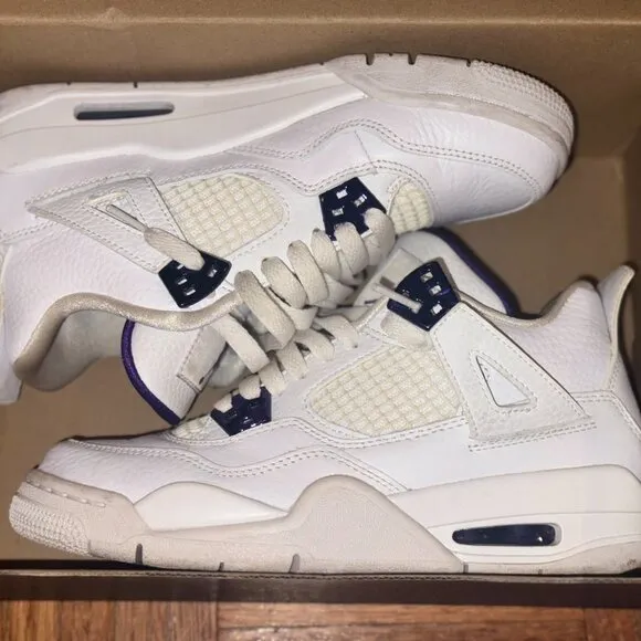 Jordan Retro 4's Court Purple