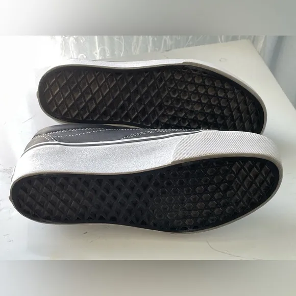 Karl Lagerfeld x Vans Shoes 4.5 Great Condition HOT item! KL Rare Hard to Find!!