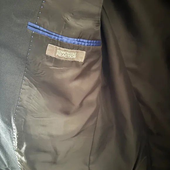 Kenneth Cole Reaction Black Blazer Size 46L