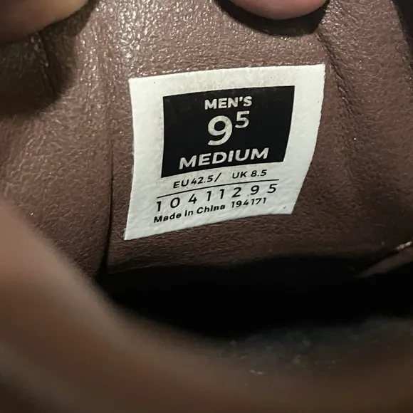 Kuru Mens Size 9.5 Medium Roam Brown Leather Classic Court Sneaker Shoes