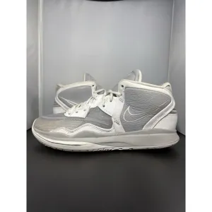Kyrie Infinity TB ‘Wolf Grey’ Sz11 SKU DO9616 001