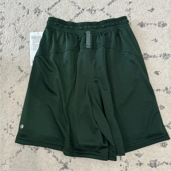 Lululemon Relaxed-Fit Mesh Training Short 8&quot;