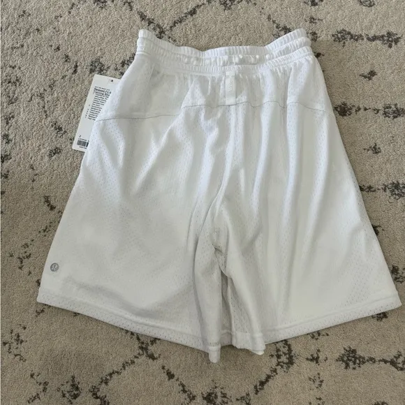 Lululemon Relaxed-Fit Mesh Training Short 8&quot;