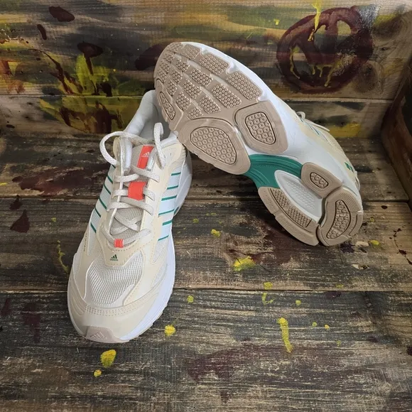 Men adidas athletic shoes size 10.5‎ new