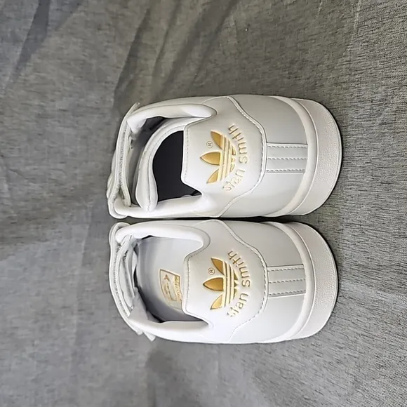 Men's Adidas Stan Smith Court Sneaker, White, Size 9 (#635)