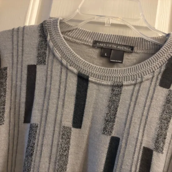 Men's Grey Saks Fifth Avenue Geometric Pattern L/S Sweater Size L