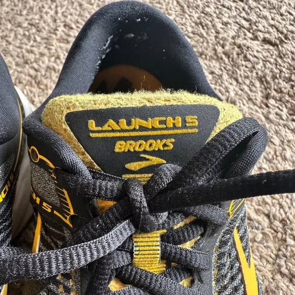 Men’s Launch 5 Brooks special 2018 Pittsburgh Marathon Edition