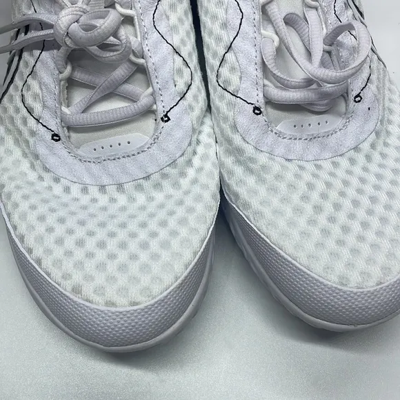 Mens Nike Court Zoom Pro White Black Tennis Shoes DH0618-100 USED Size 9.5