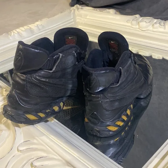 Michael Vick basketball shoes