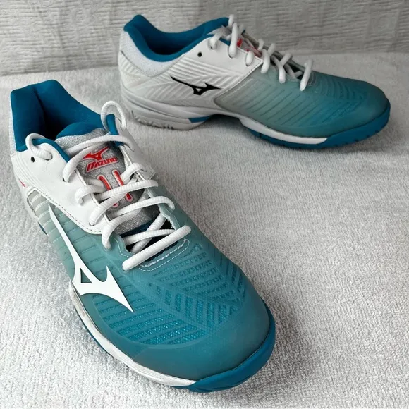 Mizuno Womens 8 Wave Exceed Tour 3 All Court Tennis Shoes Blue Jewel Fiery Coral