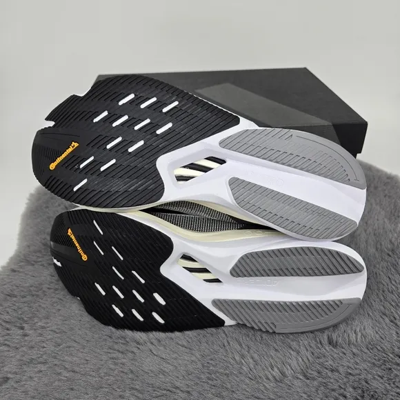 New adidas Adizero Boston 12 Core Black Cloud White Women's Running Shoes Size 9