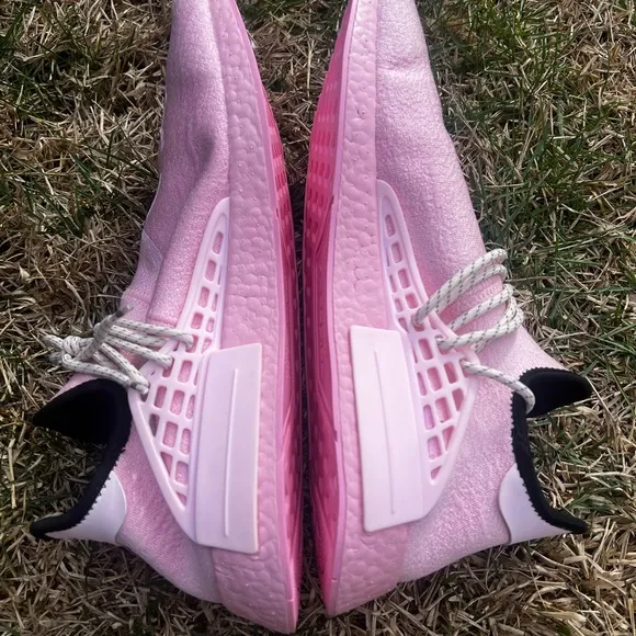 NEW Adidas x Pharrell size 17 Mens NMD Hu Pink Shoes