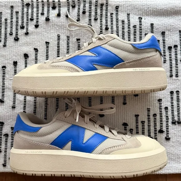 New Balance Court 302 Sneakers