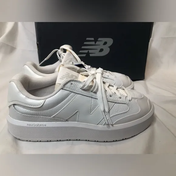 New Balance Mens CT302 Court Shoes - Size 8.5 Brand New