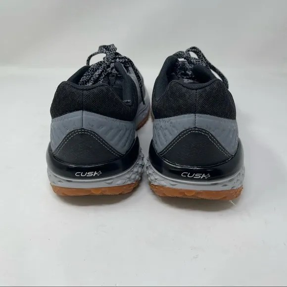 New Balance Men's NEW BALANCE MT620LG2 Trail running Shoes size 10.5