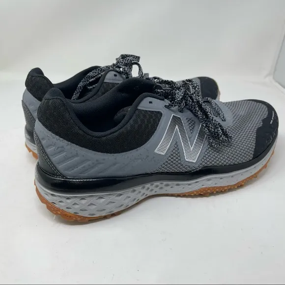 New Balance Men's NEW BALANCE MT620LG2 Trail running Shoes size 10.5