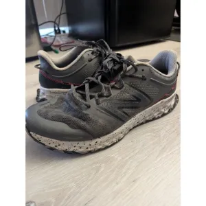 New Balance MTGAROLG Men 11.5 Black Fresh Foam Garoe V1 Trail Running Toeprotect