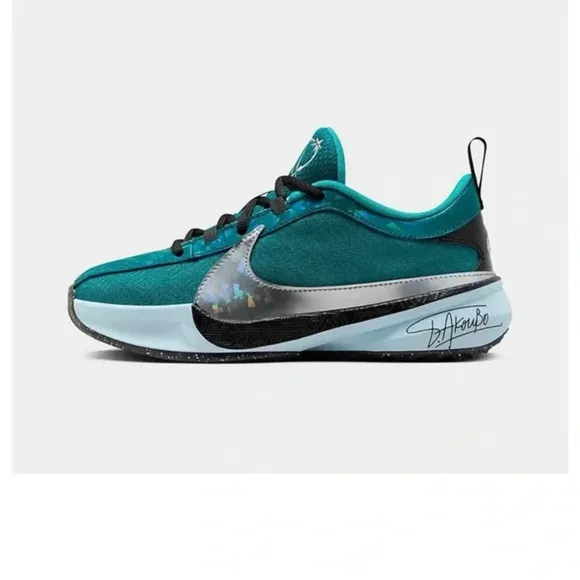 New BIG KIDS' NIKE FREAK 5 SE BASKETBALL SHOES Black &amp; teal Sz  7 Retail $110