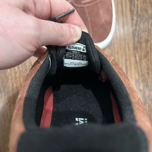 New Element Men's Sawyer Leather Sneaker Size 11 Brown
