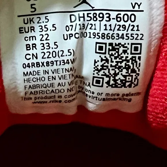 New jordan Nike red women shoes size us 5 🌟🌟🌟