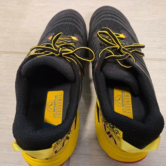 NEW La Sportiva Akasha Mens Trail Running Shoes Mens US 10.5