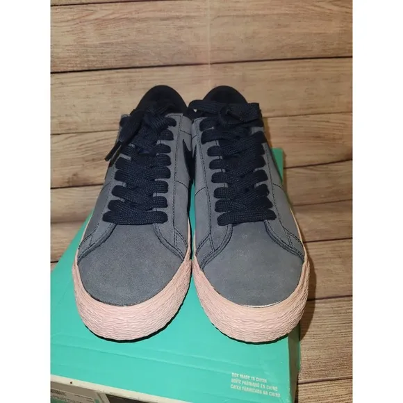 NEW Nike Air SB Mens 8  Zoom Blazer Low Obsidian Pink Shoes 864347-402