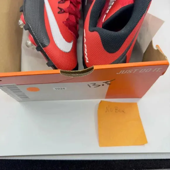 NEW Nike Alpha Pro Skin Football Cleats Shoes Lace-Up Red Size 13.5 742766-602
