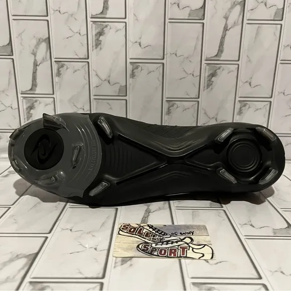 New Nike Phantom GX 2 Pro FG Soccer Cleats Black ACC Mens 13