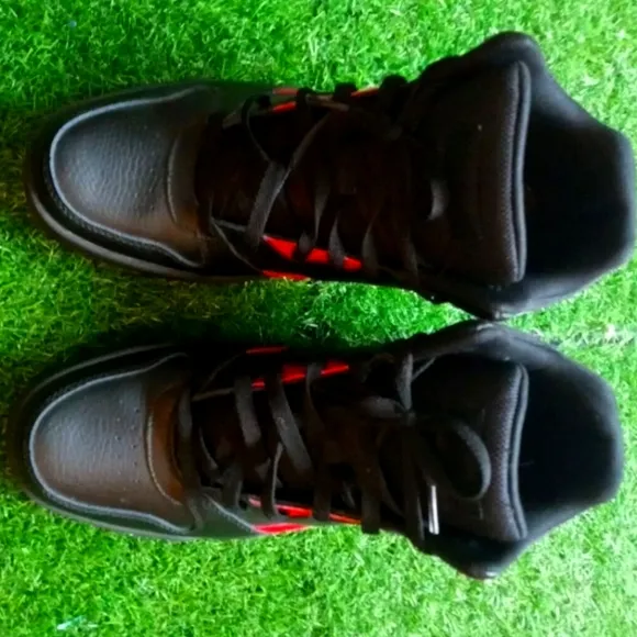 New : Reebok Men's Black &amp; Red BB4500 HI Basketball Shoes Size 10