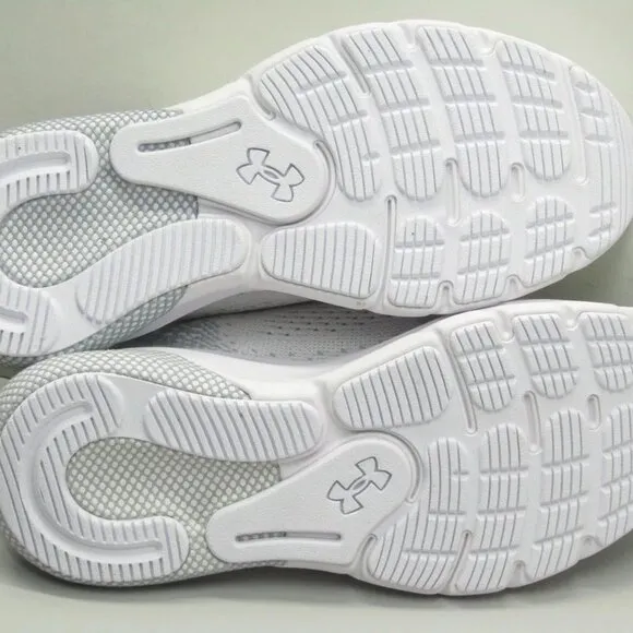 NEW UNDER ARMOUR Womens HOVR Turbulence 2 Sneakers Size 6.5 Running White UA