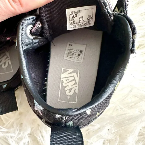 NEW ⭐️🌈 Vans Toddler Girl's Ward V Foil Stars Black/Multi Skate Shoes 🌈⭐️ NEW