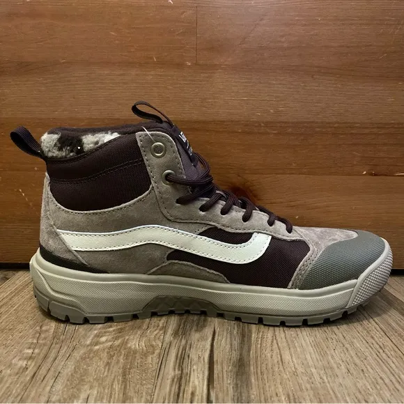 💥NEW💥 VANS ULTRA RANGE EXO