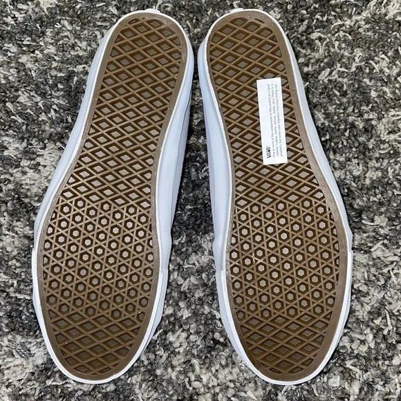 New VANS VAULT OG in Grey Suede/Leather