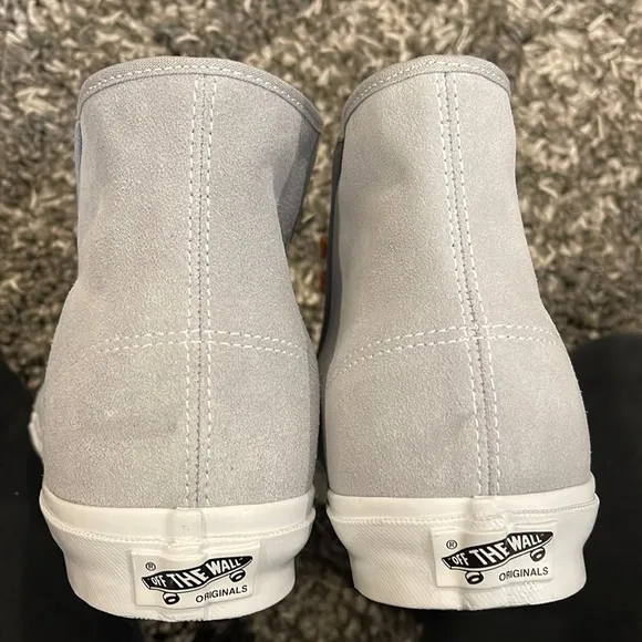 New VANS VAULT OG in Grey Suede/Leather