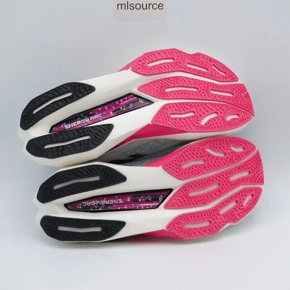 NEW Women's New Balance TSC NYC Marathon FuelCell Supercomp SC Elite V4 Shoes