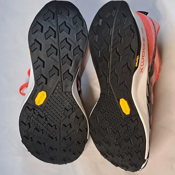 New Women's Nike ZoomX Ultrafly Trail Racing Running Shoes Sz 9 Bright Crimson