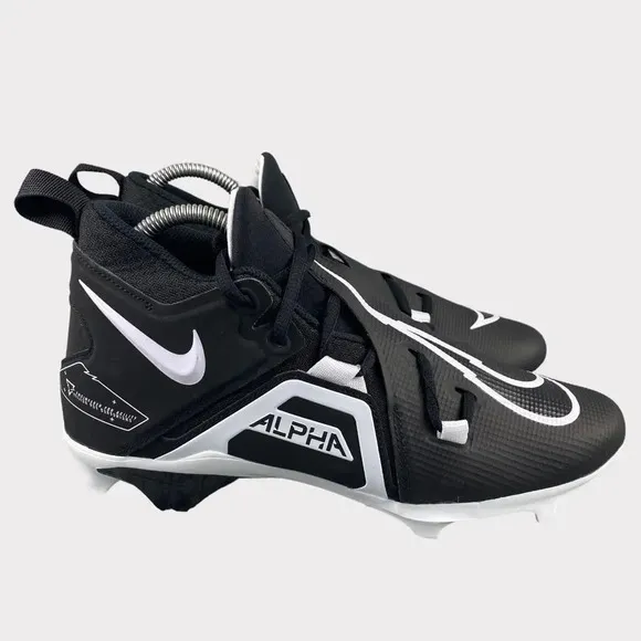 NEW NIKE ALPHA Menace Pro 3 Black White Football Cleats Mens 8.5 Lace‎ Up Shoes