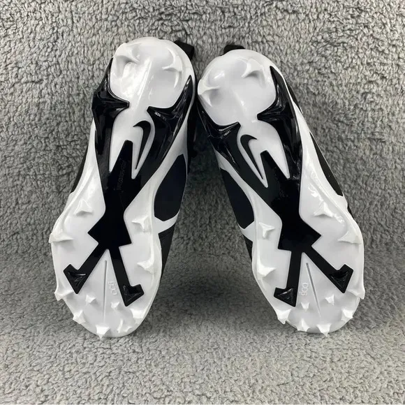 NEW NIKE ALPHA Menace Pro 3 Black White Football Cleats Mens 8.5 Lace‎ Up Shoes