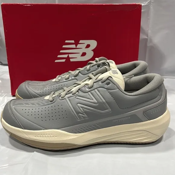 NIB - New Balance Men's 696v5 Tennis Shoes, Grey/ White - Size 11.5