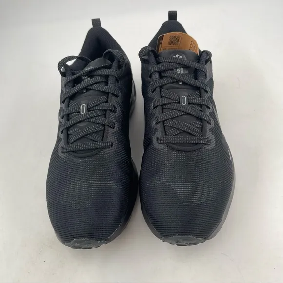 NIB 👞 Nike Big Kid’s Downshifter 12 Black Low Top Road Running Shoes - Size 6 Y