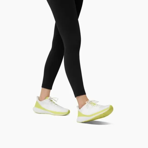 NIB | Women's Lane-Eight Shoes Lane-Eight Relay Trainer Key Lime Size 8.5