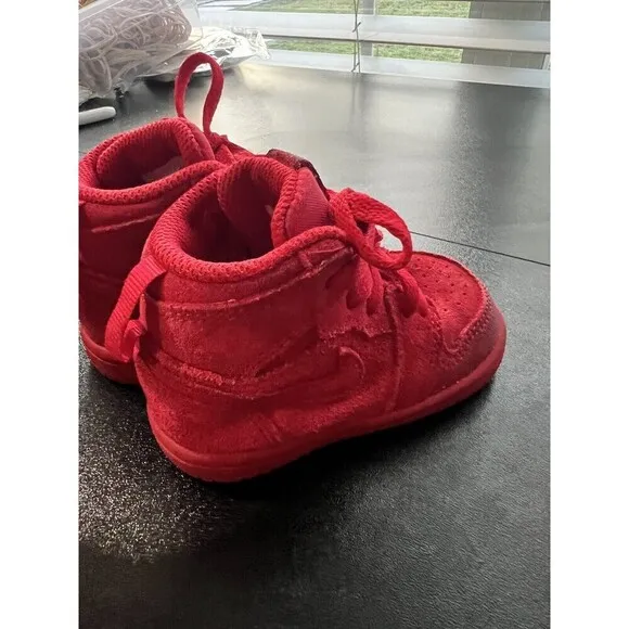 Nike Air Jordan 1 I Retro High OG Baby 4c Gym Red  October 705304-603 Chicago