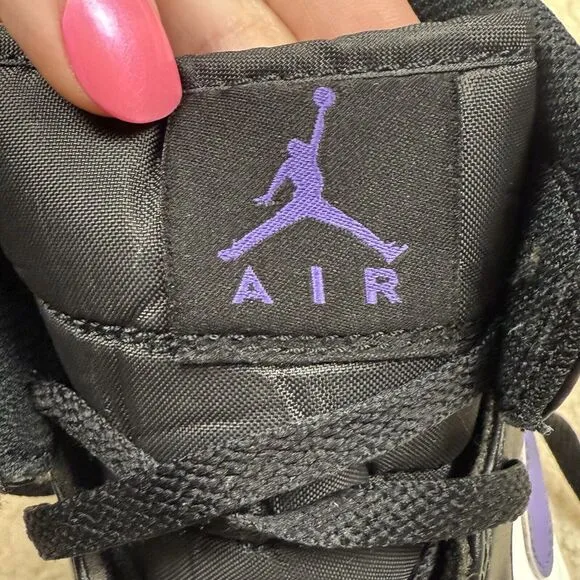 Nike Air Jordan 1 MID Black Dark Iris Court Purple Men's Size 10‎ Streetwear