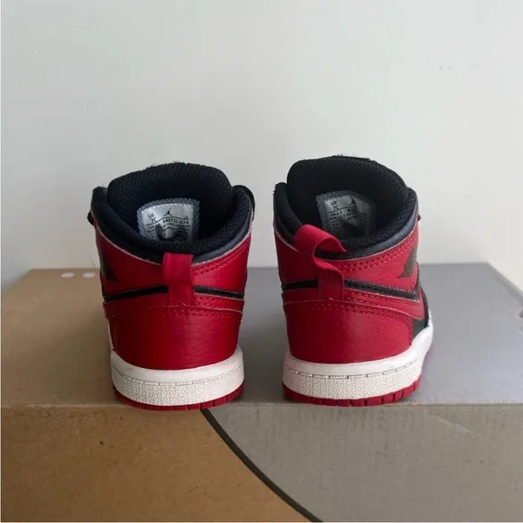 Nike Air Jordan 1 Mid Bred Toddler Sneakers- SZ 7 C