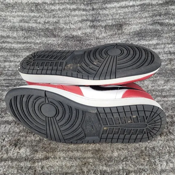 Nike Air Jordan 1 Mid Chicago Black Toe Black Gym Red 554724-069 Men's Size 12