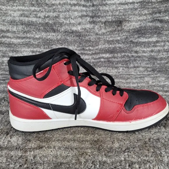 Nike Air Jordan 1 Mid Chicago Black Toe Black Gym Red 554724-069 Men's Size 12